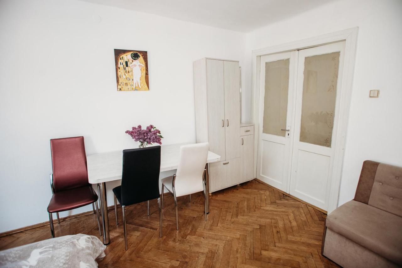 Апартаменти Для Великої Компанї В Центрі Міста Lvov Exteriér fotografie